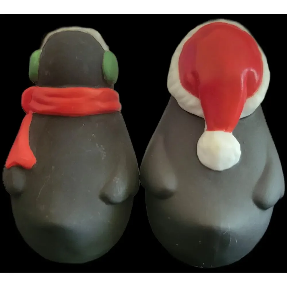 Penguin Christmas Salt & Pepper Shakers 1999 Figis 2.5